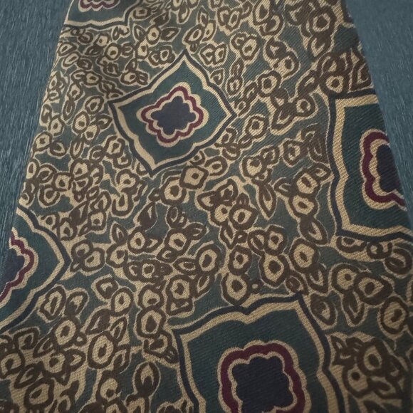 Brown Burgundy Green Abstract Floral ARMANI Silk Tie Italy  Giorgio Armani Cravatte Brown Burgundy Silk Tie Abstract Floral Pattern Italy